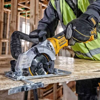 Pilarka tarczowa DeWalt DCS571P2 115mm 18V + 2x5Ah + walizka - zdjęcie nr 3