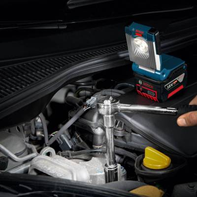 Lampa akumulatorowa latarka BOSCH GLI 14,4 V 420lm 0601443400 - zdjęcie nr 4