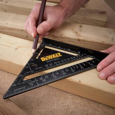 Kątownik ciesielski 177mm przymiar dekarski DeWalt DWHT46031-0 - zdjęcie nr 4