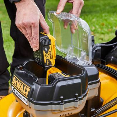 Kosiarka akumulatorowa DeWalt DCMW564P2 2x18V 48cm 55L + 2x5Ah - zdjęcie nr 2