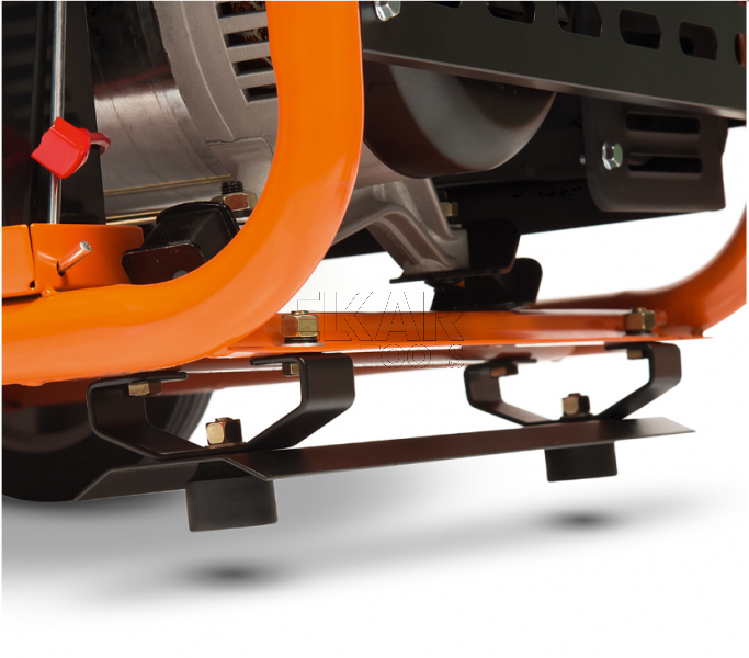 Agregat prądotwórczy benzynowy DAEWOO GDA8500E-3 - zdjęcie nr 4