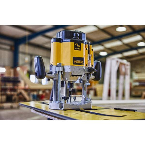 Frezarka górnowrzecionowa DeWalt DW625EK 12mm 2000W - zdjęcie nr 2