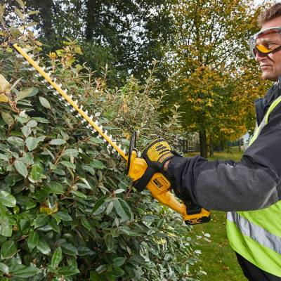 Nożyce do żywopłotu akumulatorowe DeWalt DCM563P1 18V 55cm + 1x5Ah - zdjęcie nr 4