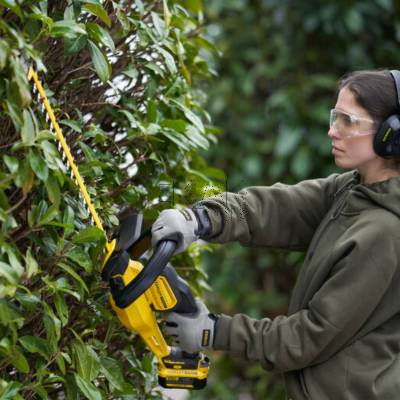 Nożyce do żywopłotu akumulatorowe STANLEY SFMCHT855B V20 18V 55cm - zdjęcie nr 2