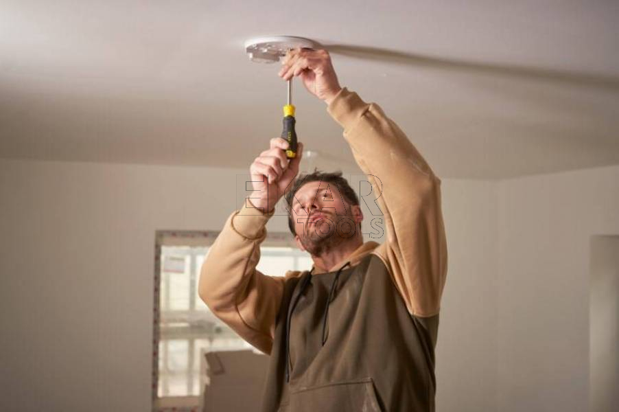 Wkrętak z zestawem bitów 34 części STANLEY MULTIBIT STHT0-70885 - zdjęcie nr 4