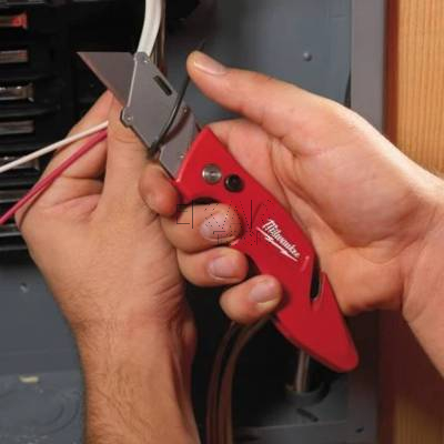 Nóż składany z metalowym uchwytem Milwaukee FASTBACK 4932471357 - zdjęcie nr 3