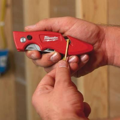 Nóż składany z metalowym uchwytem Milwaukee FASTBACK 4932471357 - zdjęcie nr 4