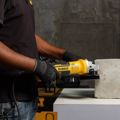 Szlifierka kątowa DeWalt DWE4357 1700W 125mm - zdjęcie nr 4