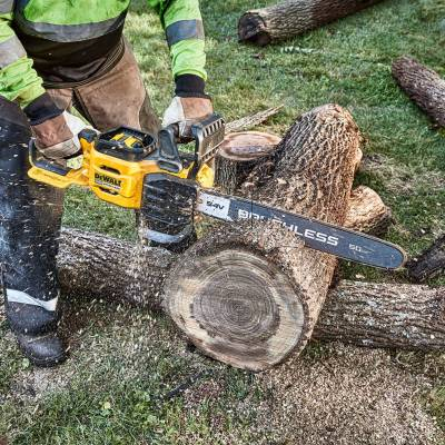 Piła łańcuchowa akumulatorowa DeWalt DCMCS575X1 54V 50cm + 1x9Ah - zdjęcie nr 3