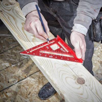 Kątownik ciesielski z podziałką metryczną Milwaukee 4932472124 - zdjęcie nr 2