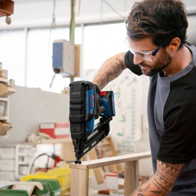 Gwoździarka akumulatorowa do drewna BOSCH GNH 18V-64 M 0601481001 + L-BOXX - zdjęcie nr 4