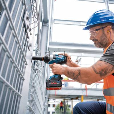 Klucz udarowy BOSCH GDS 18V-1050H 06019J8522 3/4 + 2x5Ah + L-BOXX - zdjęcie nr 4