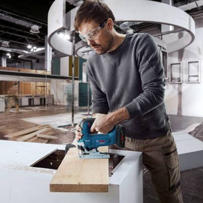 Wyrzynarka akumulatorowa BOSCH GST 185-LI 06015B3023 18V + 1x4Ah + walizka - zdjęcie nr 4