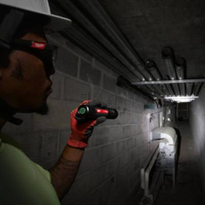 Latarka akumulatorowa USB L4 FL2000-301 2000 lm IP67 Milwaukee 4933479637 - zdjęcie nr 3