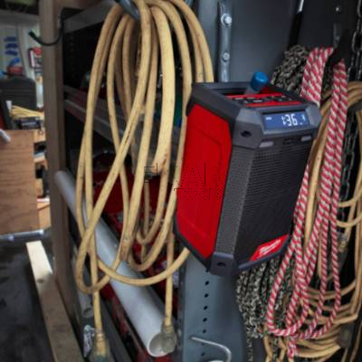 Radio akumulatorowe z ładowaniem Milwaukee M12 RCDAB+-0 4933472114 - zdjęcie nr 4