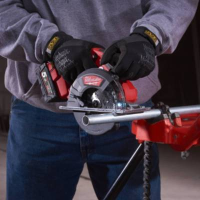 Pilarka tarczowa do metalu Milwaukee M18 FMCS-0X 4933459192 150mm + walizka - zdjęcie nr 4