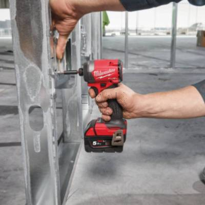 Zakrętarka udarowa Milwaukee M18FID3-0X 4933479864 1/4 226Nm + walizka - zdjęcie nr 4