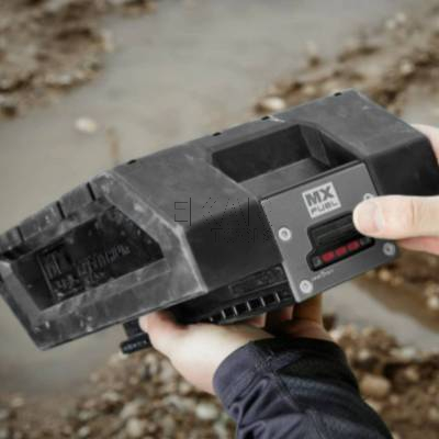 Akumulator MX FUEL REDLITHIUM 6Ah Milwaukee MXF XC406 4933471837 - zdjęcie nr 3