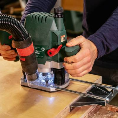 Frezarka górnowrzecionowa BOSCH POF 1400 ACE 060326C820 1400W - zdjęcie nr 3