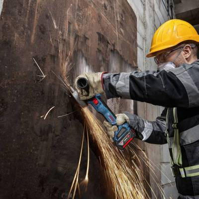 Szlifierka kątowa BOSCH GWS 18V-11 06019N4103 125mm + 2x5Ah + L-BOXX - zdjęcie nr 3