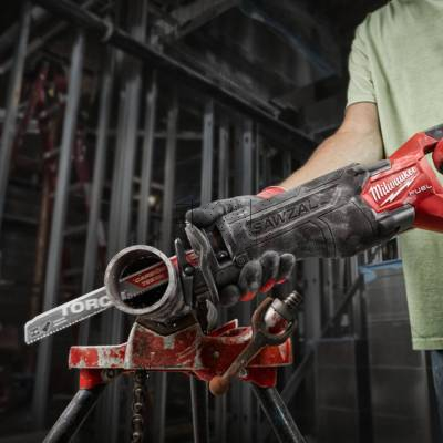 Piła szablasta akumulatorowa Milwaukee M18 FSZ100P-502P + osprzęt - zdjęcie nr 4