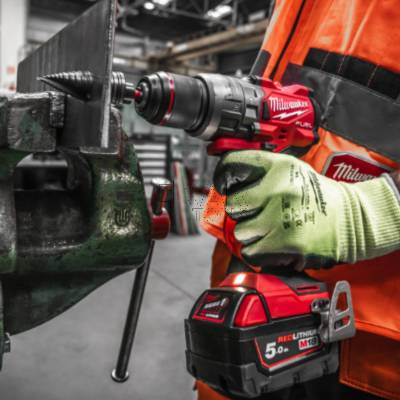 Wkrętarka udarowa Milwaukee M18 FPD3MC-502X + 2x5Ah + walizka + kamizelka i reflektor - zdjęcie nr 4