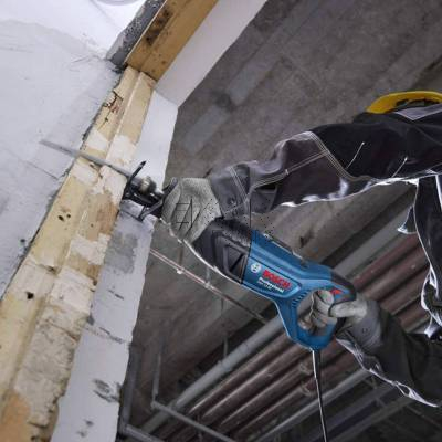 Piła szablasta lisica BOSCH GSA 12-30 06016C7000 1250W + walizka - zdjęcie nr 4