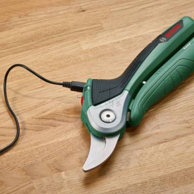 Nożyce sekator akumulatorowy do gałęzi BOSCH EasyPrune 06008B2102 - zdjęcie nr 4