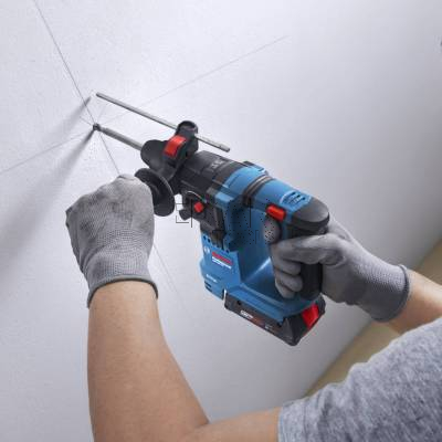 Młotowiertarka SDS-Plus BOSCH GBH 18V-18 0611927001 1,5J + 2x2Ah + walizka - zdjęcie nr 3