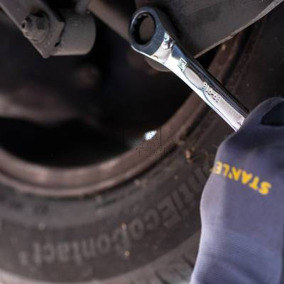 Klucz plasko-oczkowy z grzechotka 13mm Stanley STMT89913-0 - zdjęcie nr 4