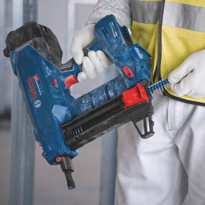 Osadzak do betonu gwoździarka BOSCH GNB 18V-38 06019L7000 - zdjęcie nr 3