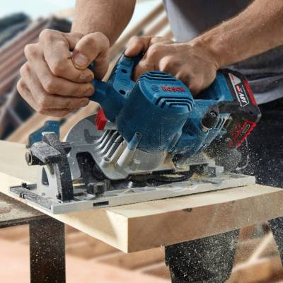 Pilarka tarczowa BOSCH PRO GKS 185-LI 165mm 06016C1221 + osprzęt - zdjęcie nr 4