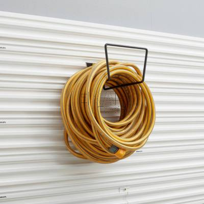 Duży hak uchwyt na wąż 13,6 kg VERSATRACK STANLEY STST82604-1 - zdjęcie nr 4